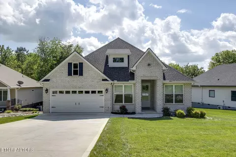 125 Chatuga Dr, Loudon, TN 37774