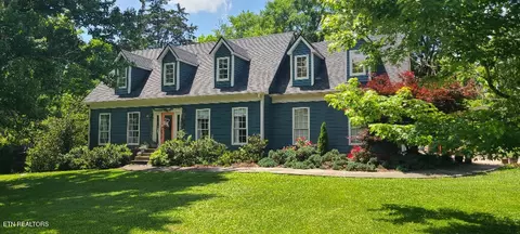 131 Chestnut Hill Rd, Oak Ridge, TN 37830