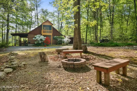 3364 Rocky Ridge Rd, Cosby, TN 37722