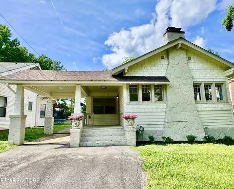 1531 Claiborne Pl, Knoxville, TN 37917