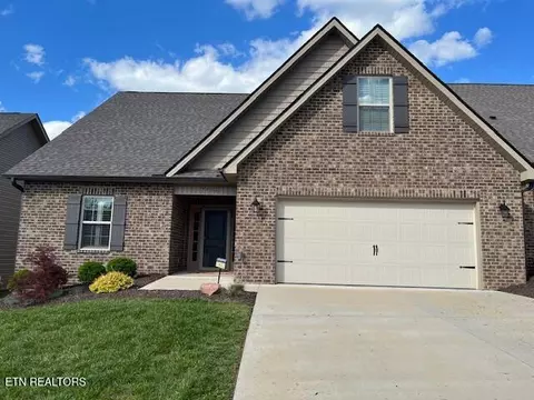 7402 Willow Path Ln, Knoxville, TN 37918