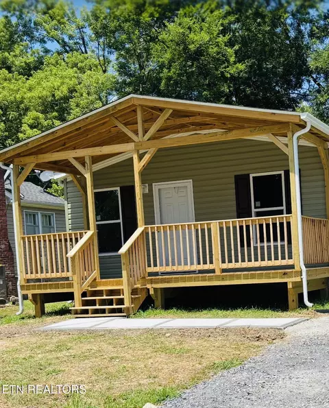 316 Fisher Street St, Athens, TN 37303
