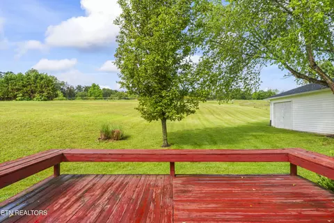 7807 Gibbs Rd, Corryton, TN 37721 photo 8