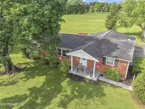 7807 Gibbs Rd, Corryton, TN 37721 photo 3