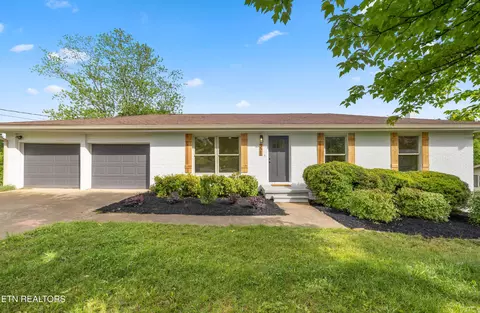 321 River Bend Dr, Loudon, TN 37774