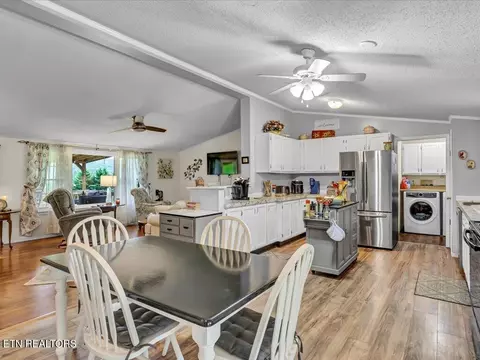 254 Roberts Ln, Rutledge, TN 37861 photo 4