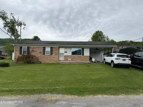 416 Calvary Rd, Rose Hill, VA 24281