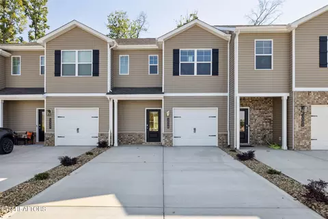 3526 Tyee Crossing Way, Kodak, TN 37764