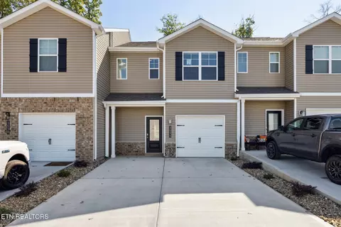 3534 Tyee Crossing Way, Kodak, TN 37764