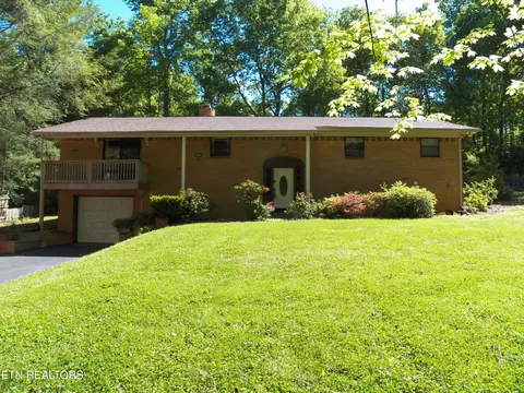 1634 Snodderly Rd, Lenoir City, TN 37771