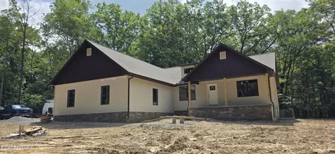 1640 E Overlook Rd, Monterey, TN 38574
