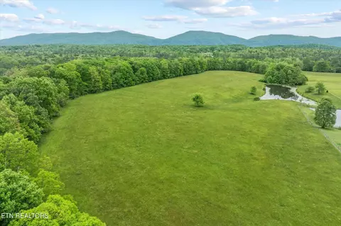 27 33ac Fields Rd, Crossville, TN 38572