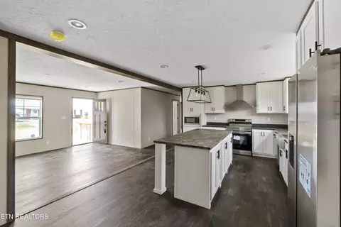 Other - 622 E Barton Ridge Rd, Greeneville, TN 37745 photo 2 of 7