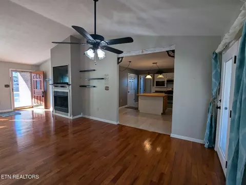 Living - 2512 May Rd, Talbott, TN 37877 photo 1 of 4