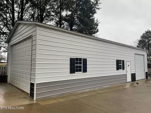 Exterior - 2512 May Rd, Talbott, TN 37877 photo 4 of 5