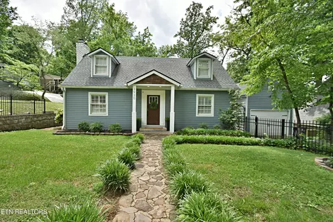 3920 Forest Glen Dr, Knoxville, TN 37919