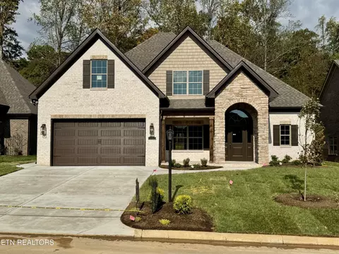 1121 Chardonnay Ln, Knoxville, TN 37932