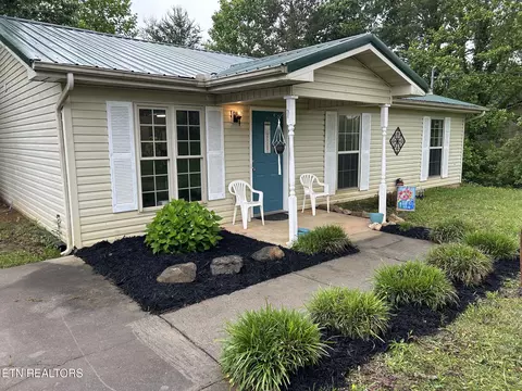 6116 Lanier Rd, Maryville, TN 37801