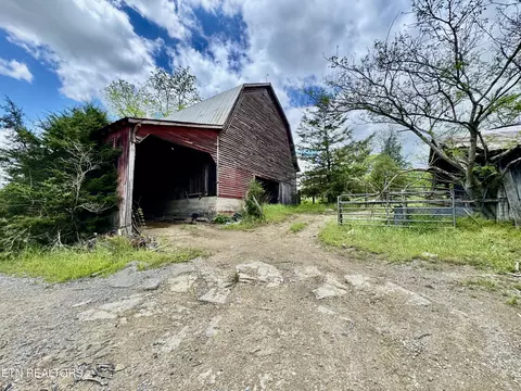 Undisclosed, Heiskell, TN 37754 photo 16