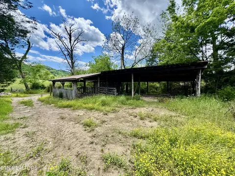Undisclosed, Heiskell, TN 37754 photo 23