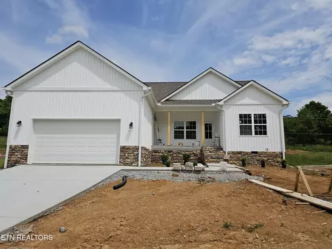 497 Straight Creek Church Rd, New Tazewell, TN 37825