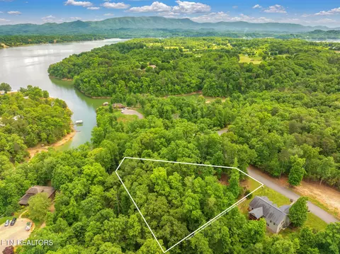 lot15 Waterstone Dr, Dandridge, TN 37725
