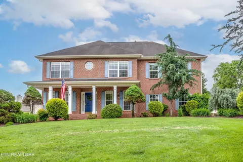 4913 Ivy Rose Dr, Knoxville, TN 37918