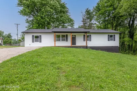 309 Kinzalow Dr, Sweetwater, TN 37874