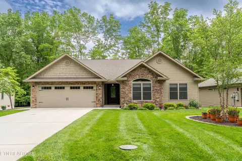 137 Malvern Rd, Crossville, TN 38558
