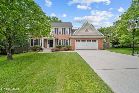 8820 Shoreham Blvd, Knoxville, TN 37922