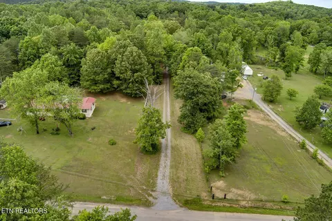 220 County Road 208, Athens, TN 37303