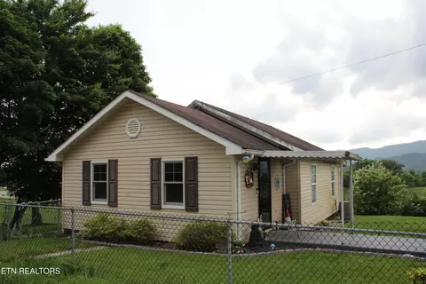 164 Back Valley Rd, Speedwell, TN 37870