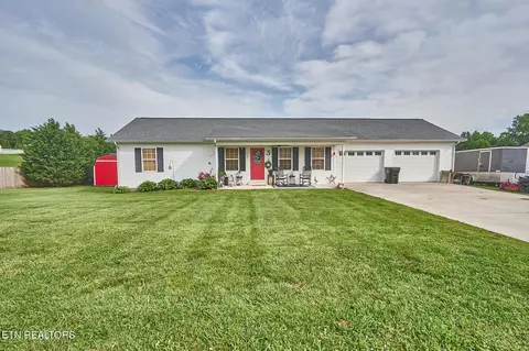 119 Five Oaks Dr, Madisonville, TN 37354