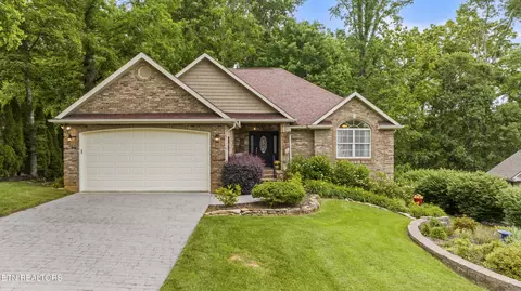 303 Uhdali Pl, Loudon, TN 37774