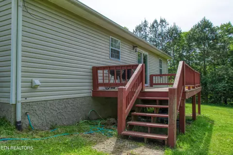 Exterior - 634 Robs Rd, Grimsley, TN 38565 photo 4 of 4