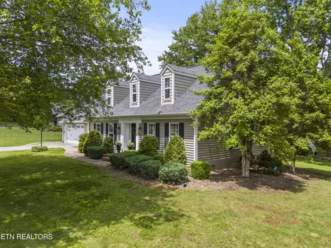 102 Ludgate Hill Cir, Maryville, TN 37803