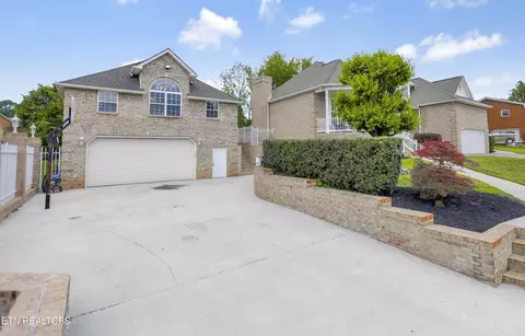 117 Mayview Dr, Powell, TN 37849 photo 2
