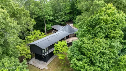 2420 Craghead Ln, Knoxville, TN 37920