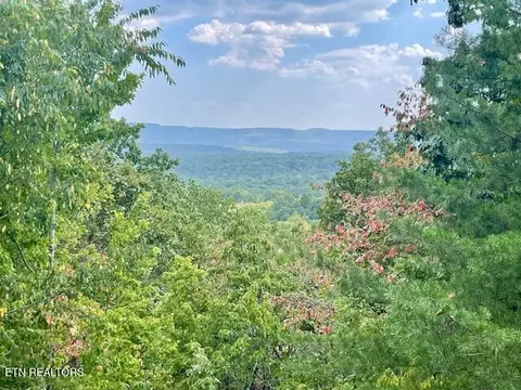 25 Shawnbury Pt, Crossville, TN 38558