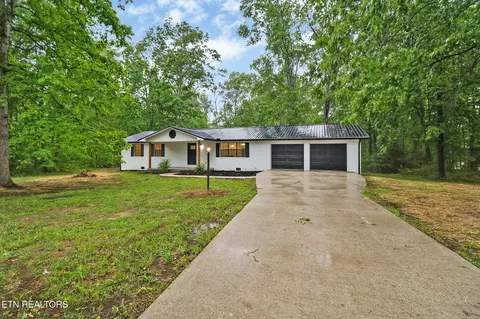 1122 N Shady Lane Loop, Clarkrange, TN 38553