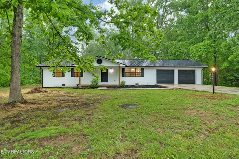 1122 N Shady Lane Loop, Clarkrange, TN 38553 photo 2