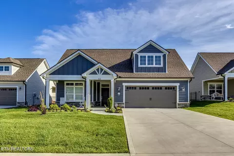 412 Sycamore Pl, Loudon, TN 37774