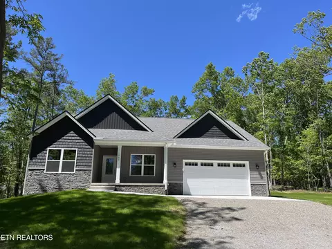 1803 Chinkapin Tr, Monterey, TN 38574