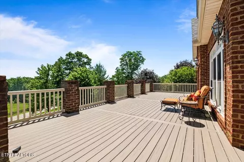 Exterior - 145 Brave Dr, Oneida, TN 37841 photo 12 of 15