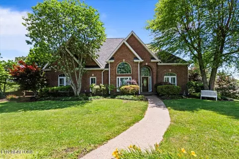 Exterior - 145 Brave Dr, Oneida, TN 37841 photo 5 of 15