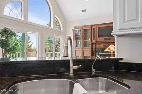 Kitchen - 145 Brave Dr, Oneida, TN 37841 photo 5 of 6