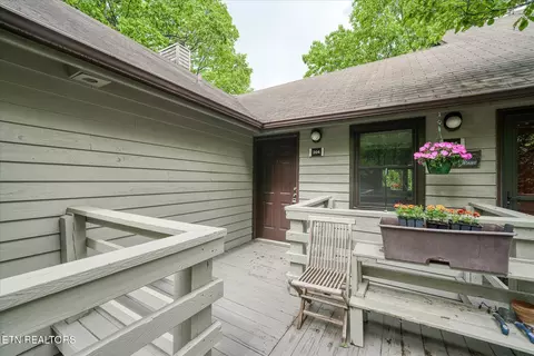 281 Moytoy Rd #204, Crab Orchard, TN 37723