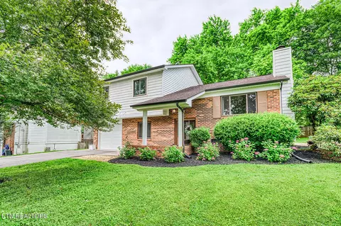 1903 Bishops Bridge Rd, Knoxville, TN 37922
