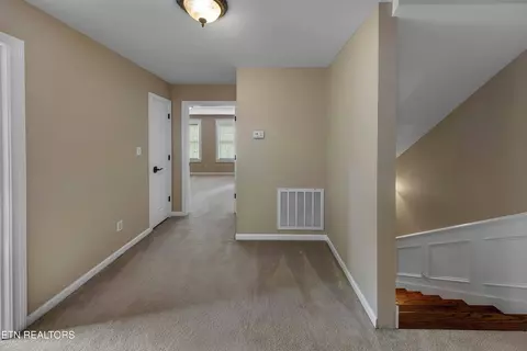 Entry Way - 4914 Circle Rd, Corryton, TN 37721 photo 2 of 3