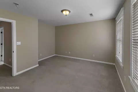 Bedroom - 4914 Circle Rd, Corryton, TN 37721 photo 5 of 7